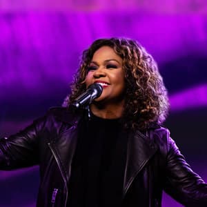 Cece Winans @ Addition Financial Arena